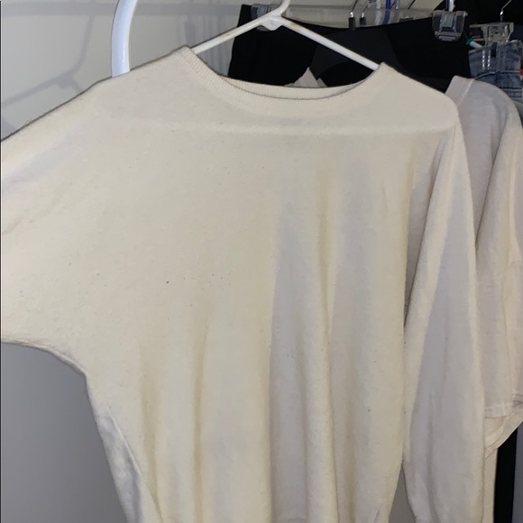 Forever 21 Soft Cream Sweater - Picture 9 of 10